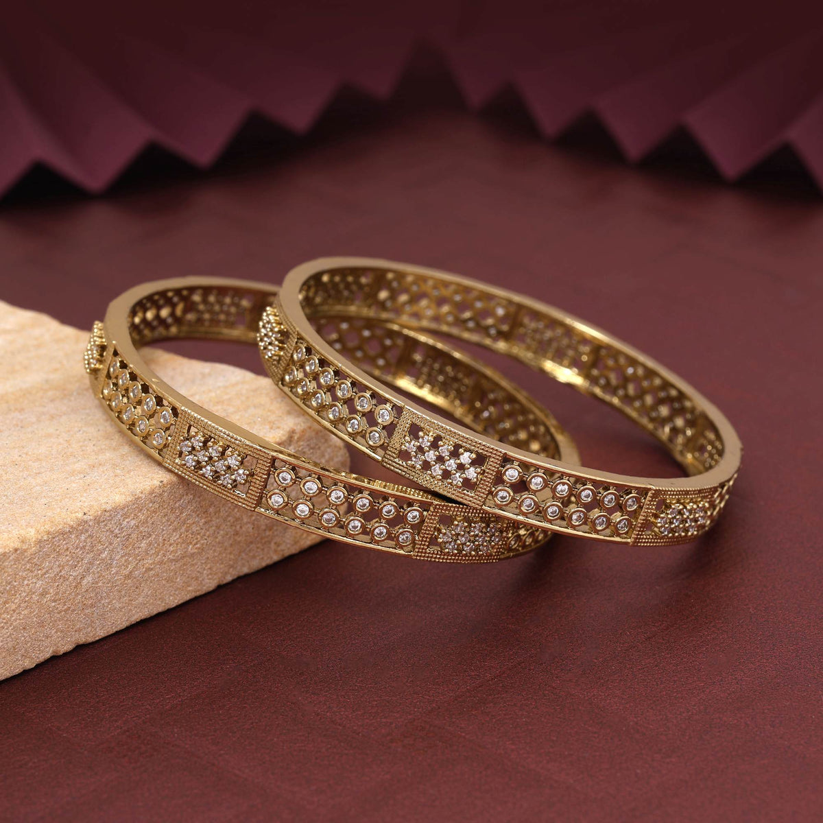 GOLD AMERICAN DIAMOND BANGLE