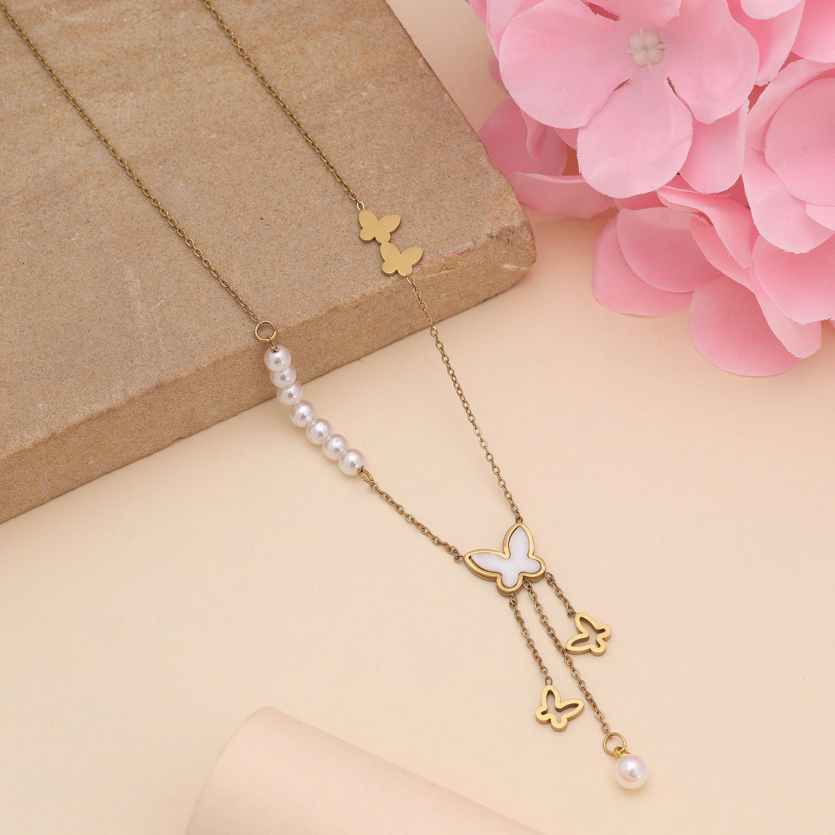 Pearl Bead Elegance Necklace